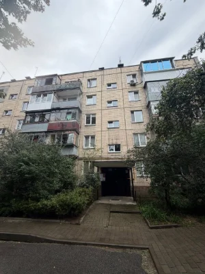 Продаж 3 кімнатної квартири  вул Володимира Великого