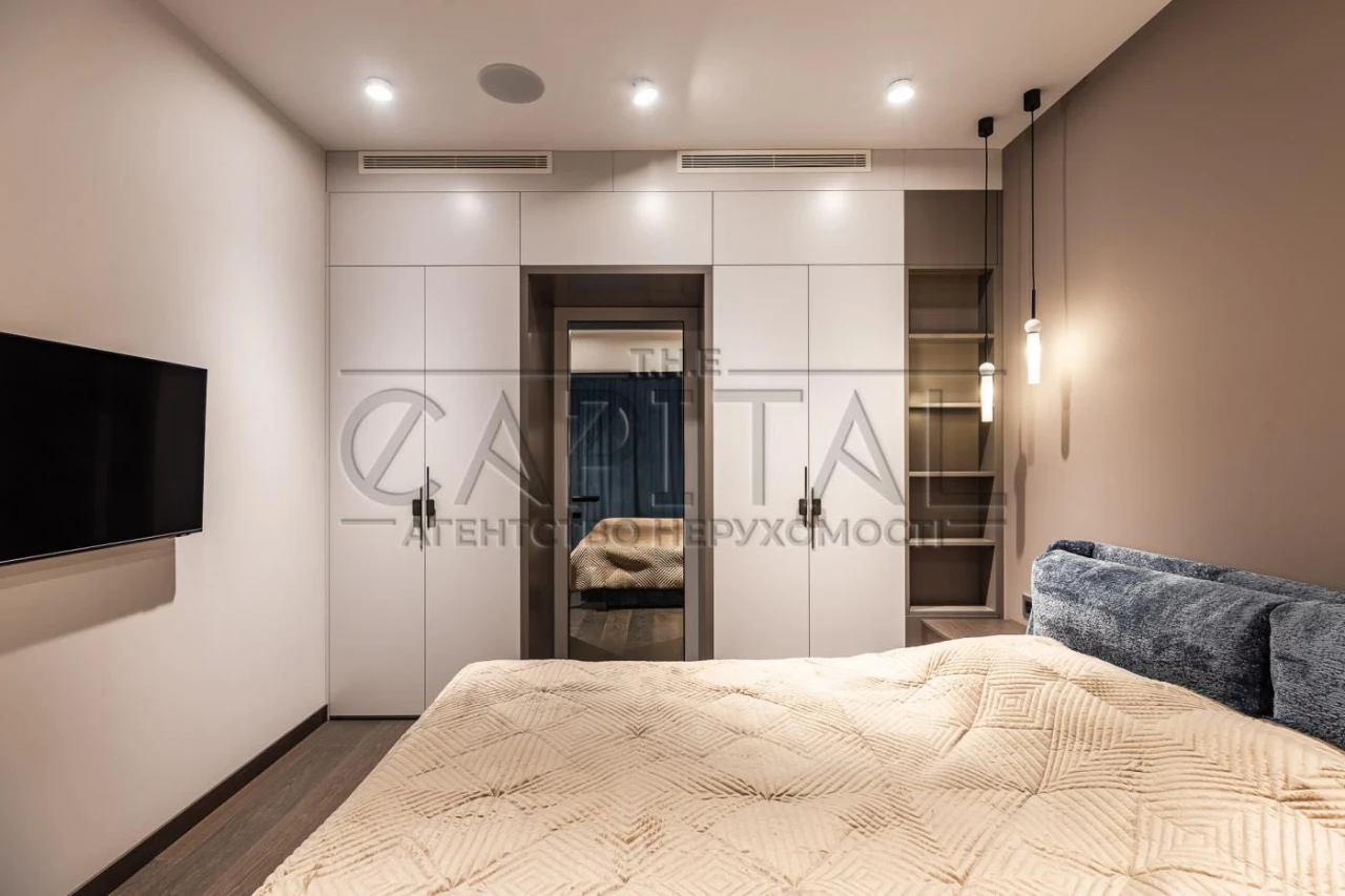 Продаж квартири з дизайнерським ремонтом 105м2 ЖК Chicago Ce