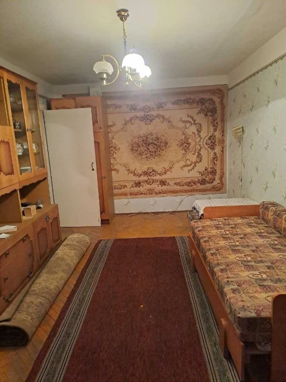 1к квартира в житловому стані , вул.Здолбунівська 1