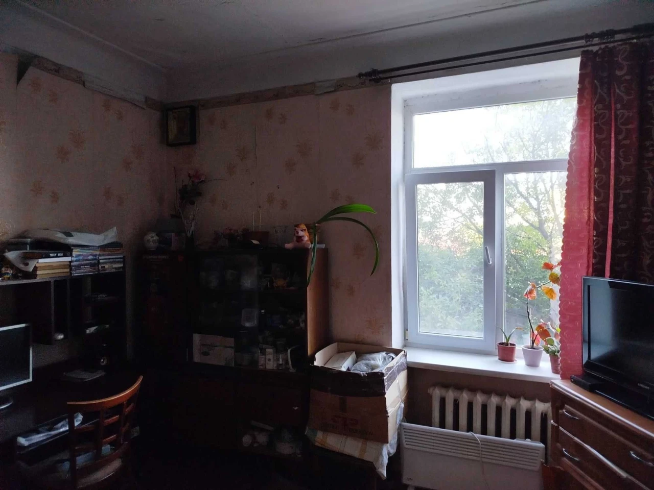 Продам 2-х к. квартиру Центр ; ул. М. Грушевского
