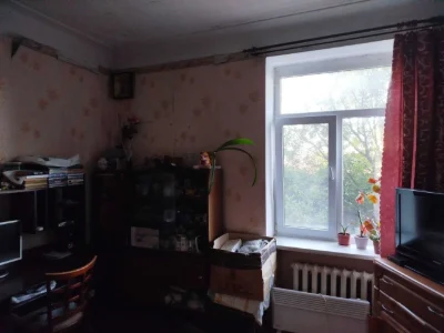 Продам 2-х к. квартиру Центр ; ул. М. Грушевского