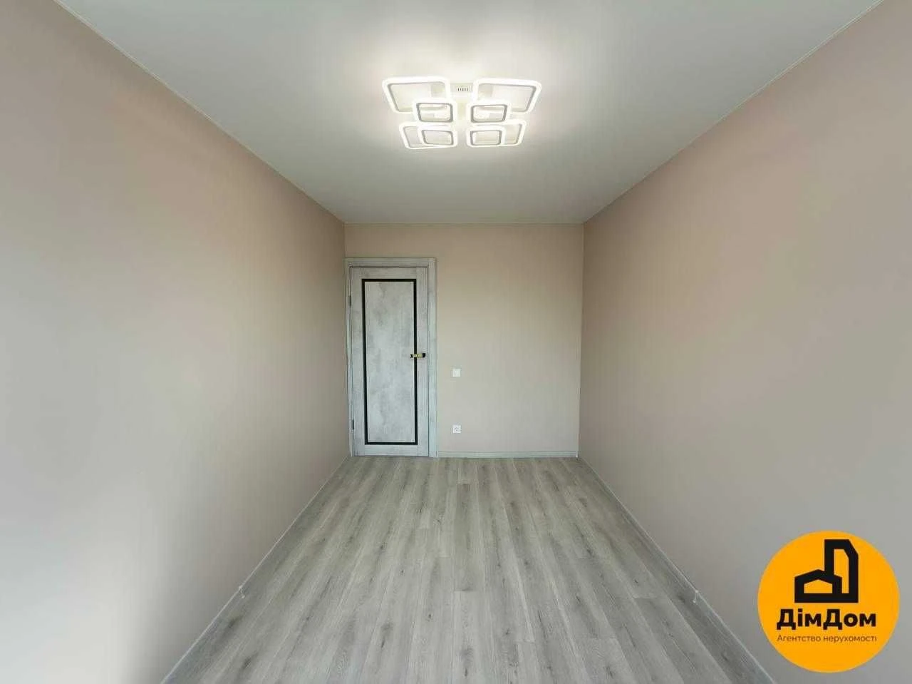 Вул. Олександра Архипенка, 4А продаж 3-кімнатної квартири