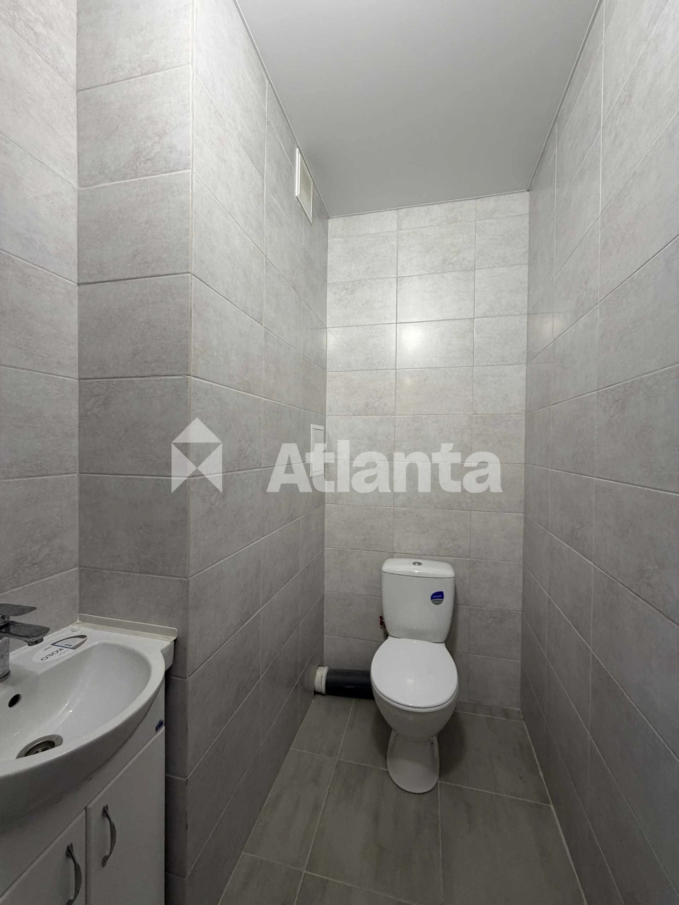 Дуже гарного планування 3-кімнатна квартира 73.5 м² з ремонт