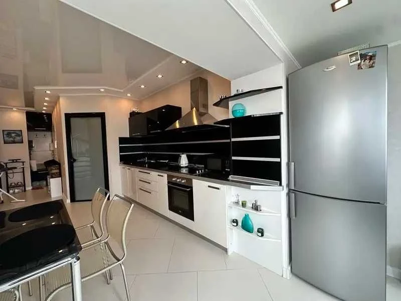 Дворівнева 1К 81,9М² на Тополевій, Таїрова, 11/11 — ДВА рівн
