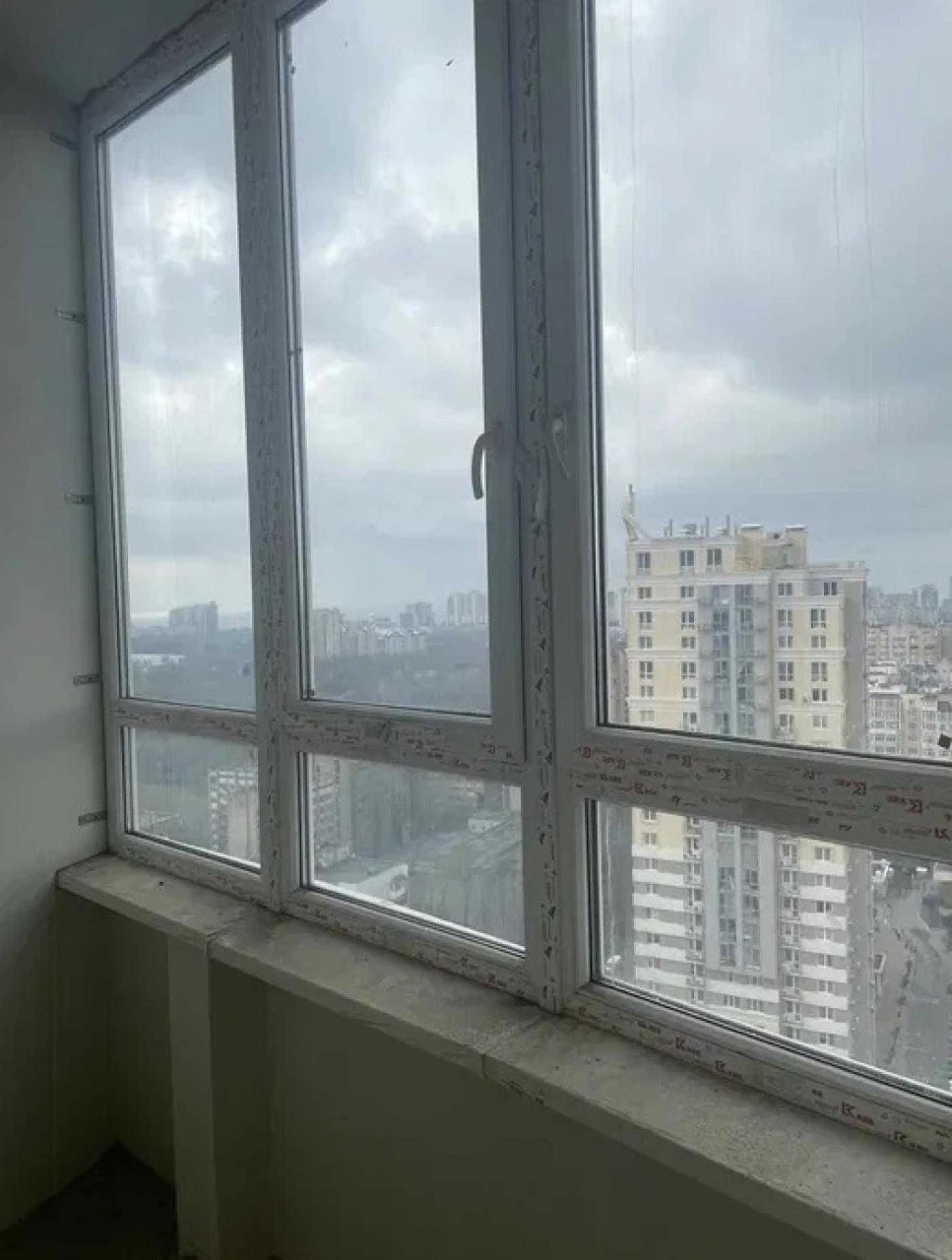 В продаже 4-комнатная квартира в ЖК "Звездный городок - 1".
