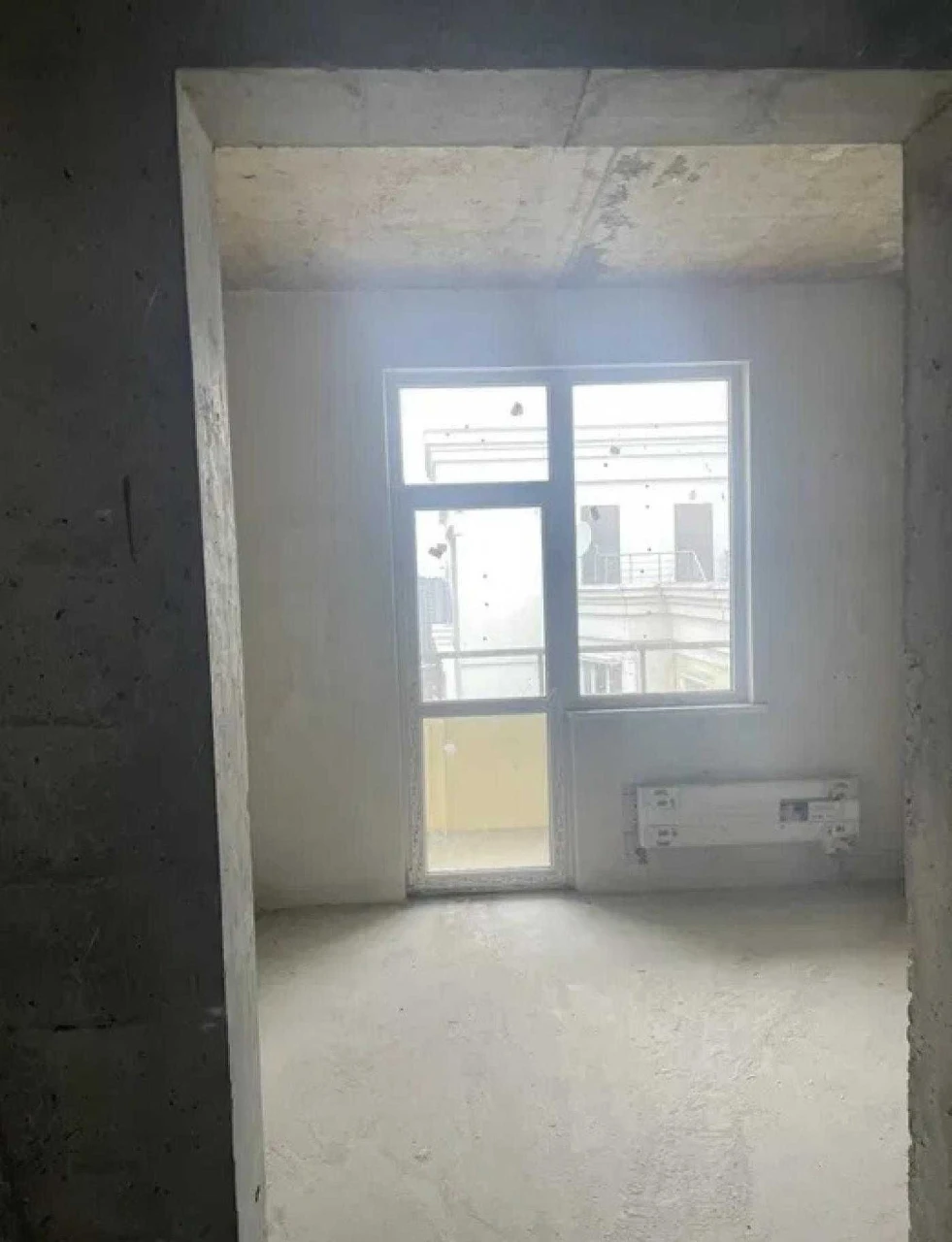 В продаже 4-комнатная квартира в ЖК "Звездный городок - 1".