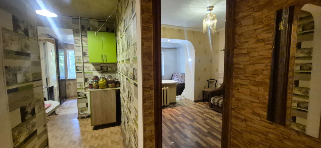 1 квартира Бочарова с большим балконом - срочная продажа!
