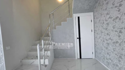 Таунхаус 132 м² на Таїрова, ремонт, закрита територія. Черво
