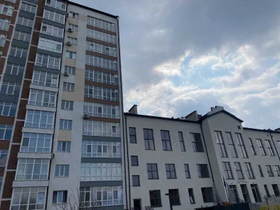 Продаж двокімнатної квартири в зданому житловому комплексі