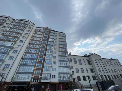 Продаж двокімнатної квартири в зданому житловому комплексі