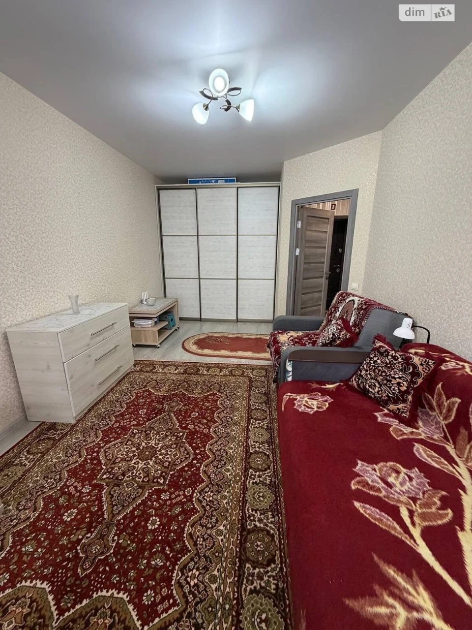 Продаж Квартира Озерна
