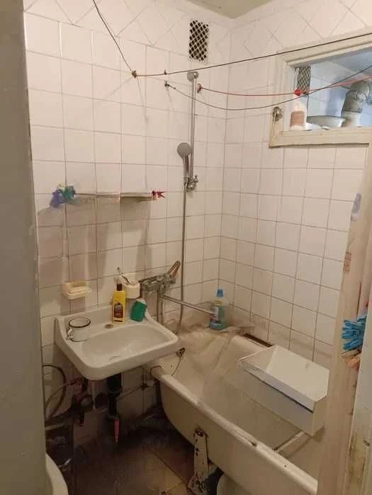 Продаю 1-но кімнатну квартиру в центрі