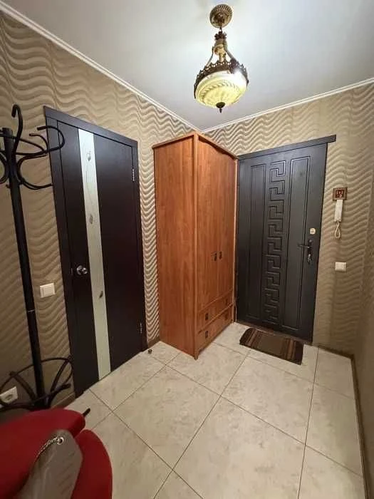 Продам 1к квартиру 40м2, новострой, ГАЗ! Котельная !  Клочко