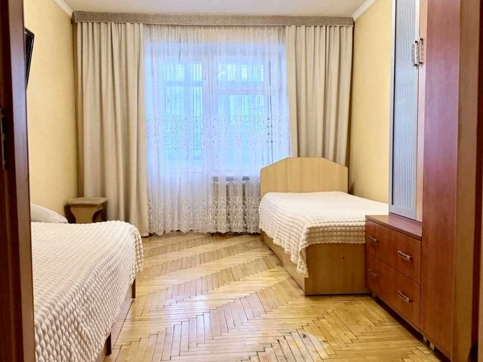 Квартира. Львів, Низинна вул.