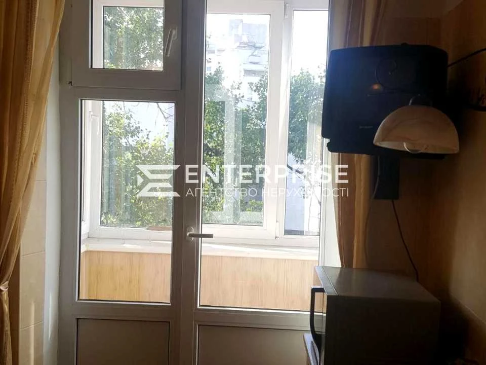 Квартира. Київ, Академіка Ромоданова вул.