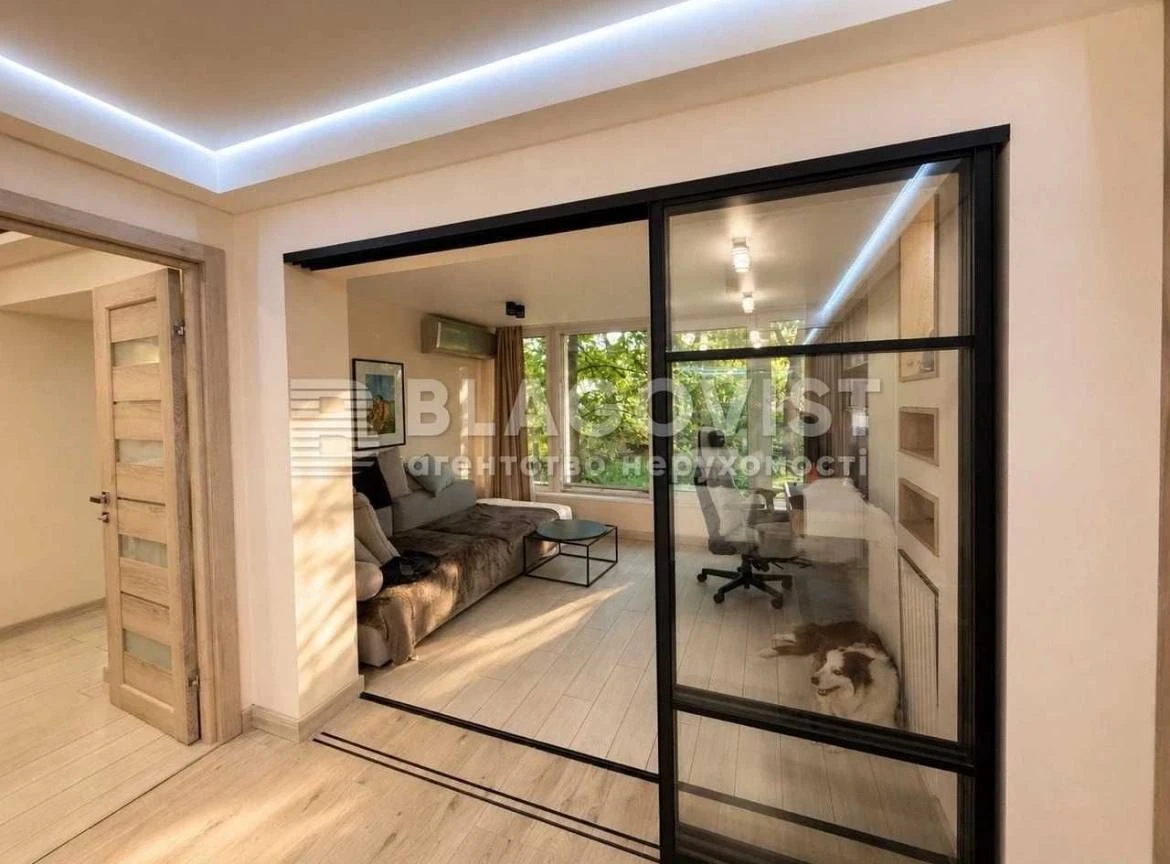 Продаж квартири вул. Березняківська 14 в Києві / W-7470669