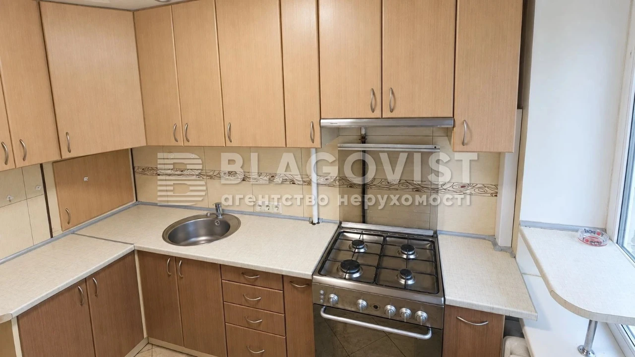 Продаж квартири вул. Чапека Карела (Фучика Юліуса) 15 в Києв