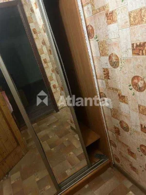 2 кімнатна квартира в гарному стані на Бувалкіна.