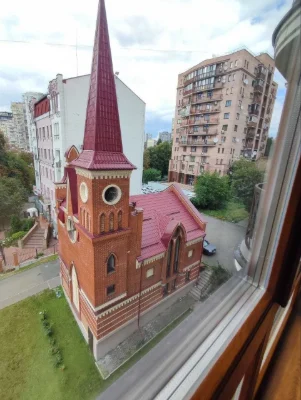 Продаж 3-кімнатної квартири в ЖК «TURGENEV» 118 м² Центр Киє