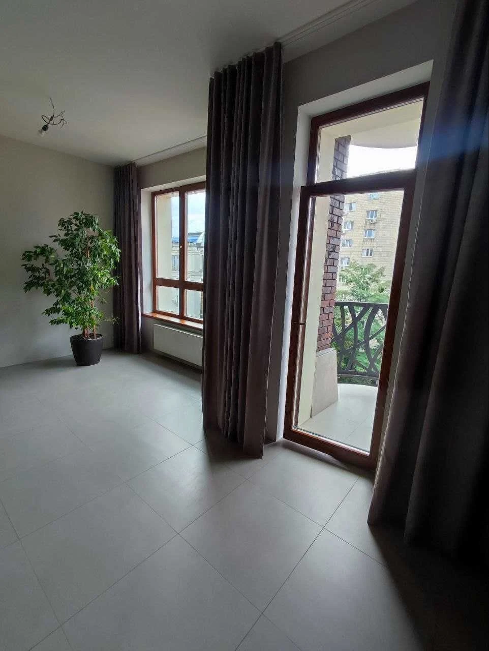 Продаж 3-кімнатної квартири в ЖК «TURGENEV» 118 м² Центр Киє