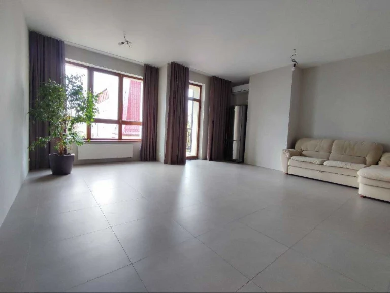 Продаж 3-кімнатної квартири в ЖК «TURGENEV» 118 м² Центр Киє