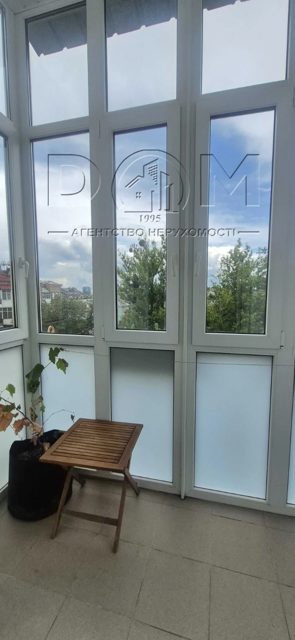 Оренда. Шовковична 32/34. Центр
