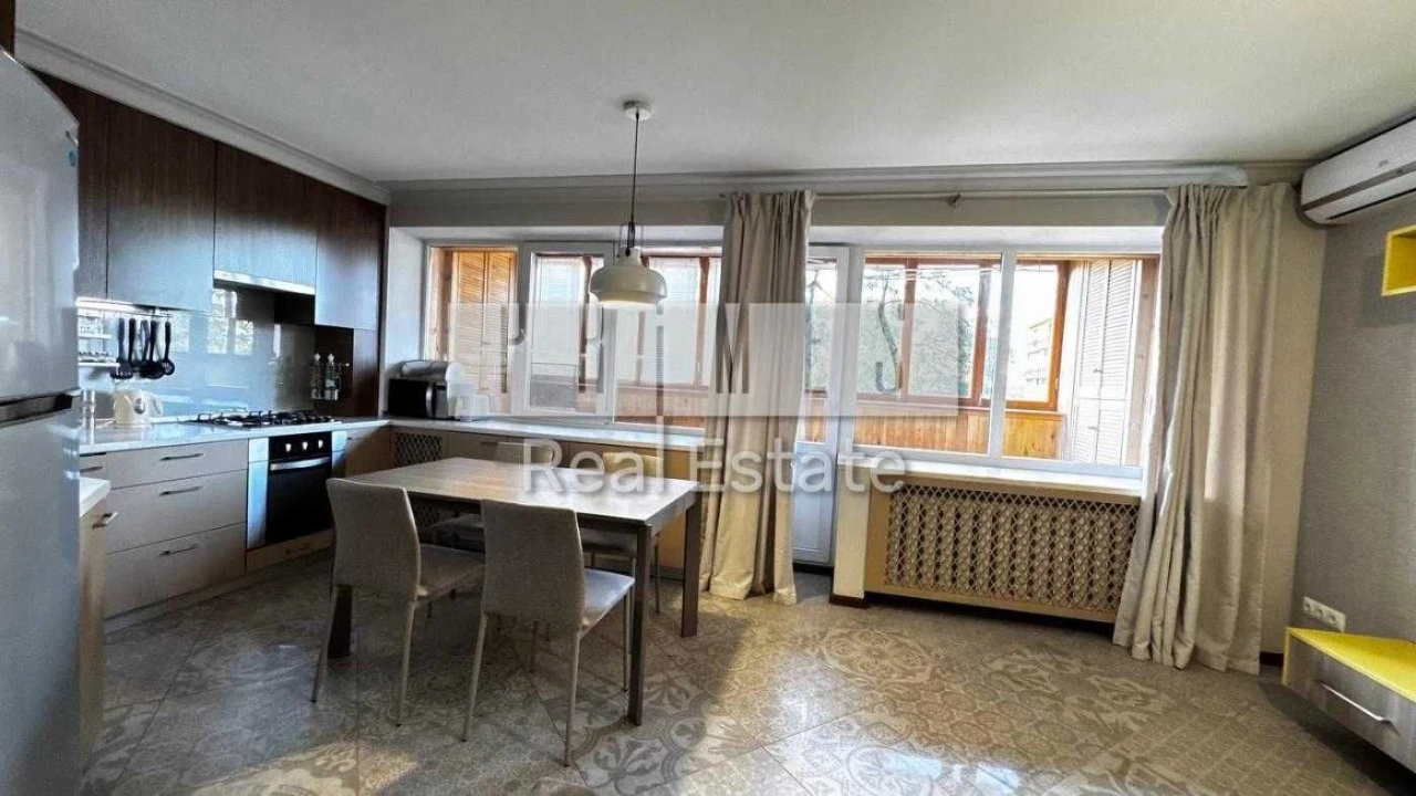 Продаж 3к квартири, вул. Миколи Пимоненка, 5, Шевченківський