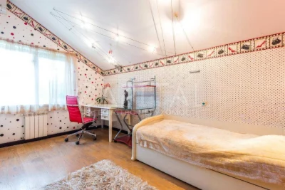 Продаж будинку 260 м.кв ,Київ, вул.Святищенська/ул. Святищен