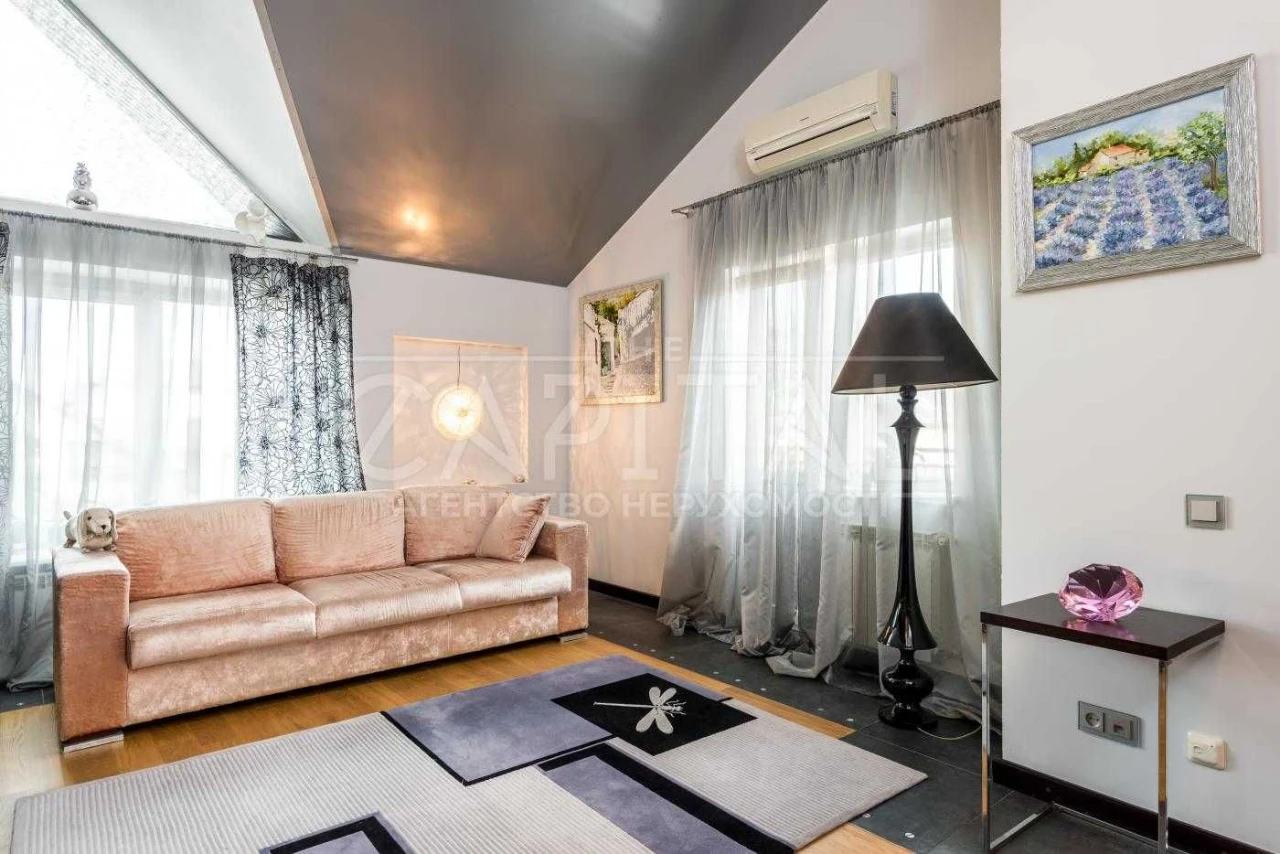 Продаж будинку 260 м.кв ,Київ, вул.Святищенська/ул. Святищен