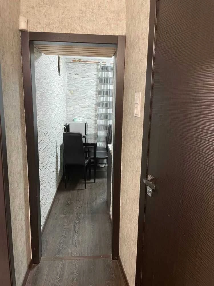 Однокімнатна квартира біля метро , Нові Будинки