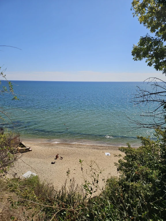 Будинок на березі моря