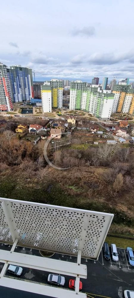 Продаж 3 кімнатної квартири ЖК Місто Квітів Тираспольська 52