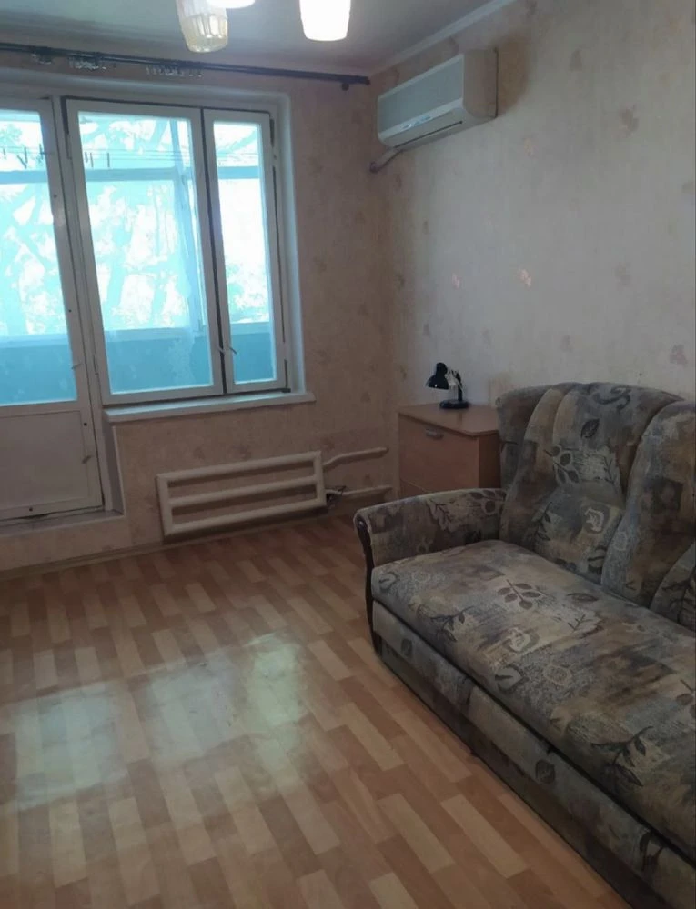 Своя квартира в Києві за $37 000 — 1К, Леся Курбаса