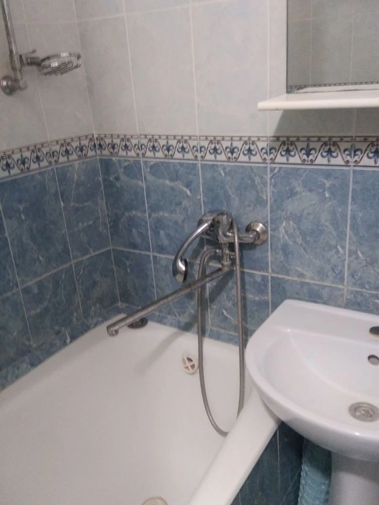 Своя квартира в Києві за $37 000 — 1К, Леся Курбаса