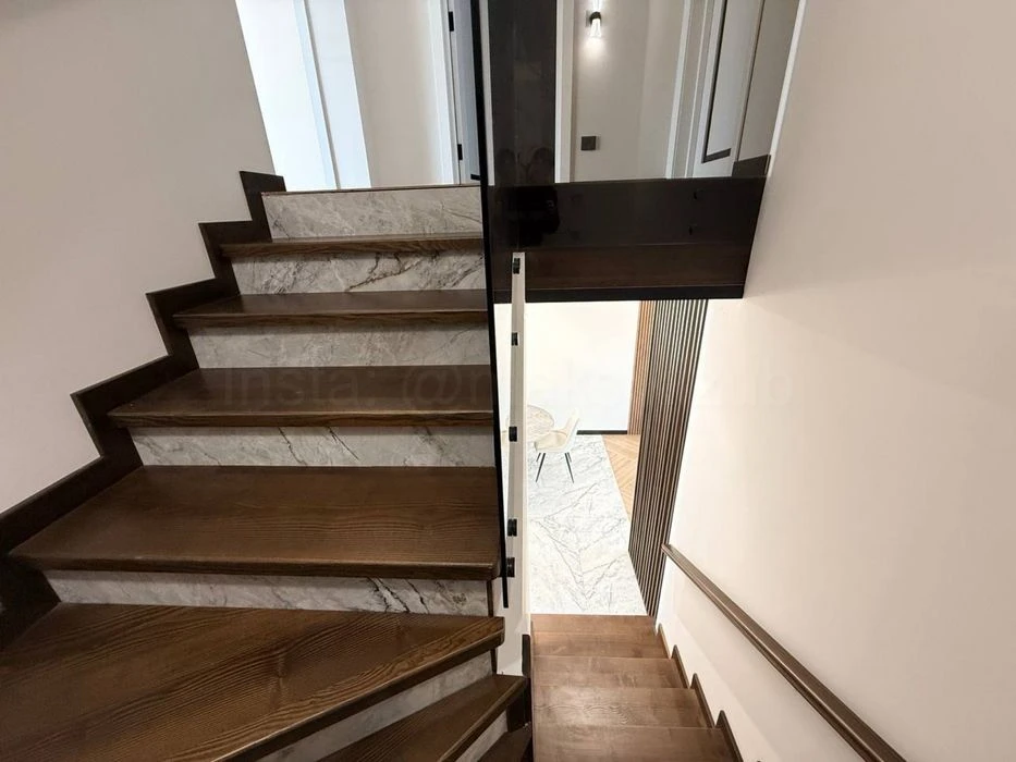 Продаж котеджу з ремонтом/135 м2/ Резервне живлення