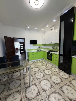 В Продажу 3 к к в Корабельному районі / вул. Самойловича в н