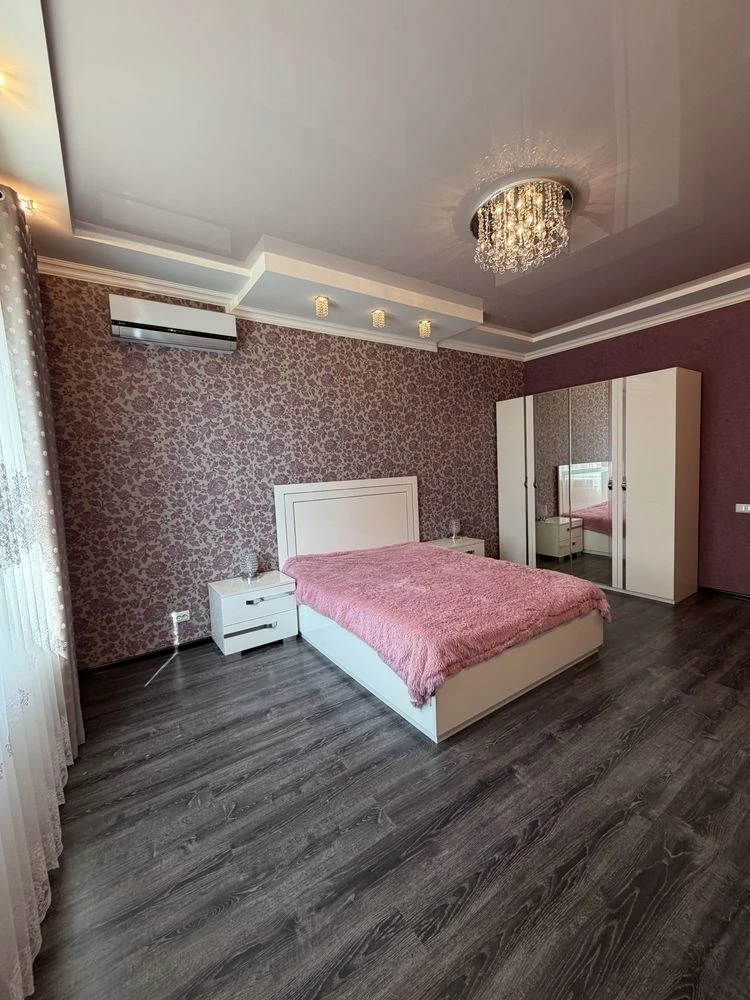 В Продажу 3 к к в Корабельному районі / вул. Самойловича в н