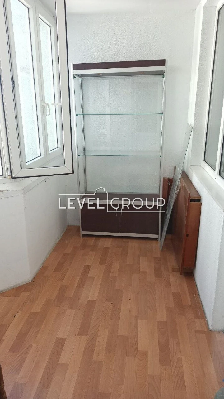 Продаж 3-кімнатної квартири проспект Червоної Калини 68.Всі