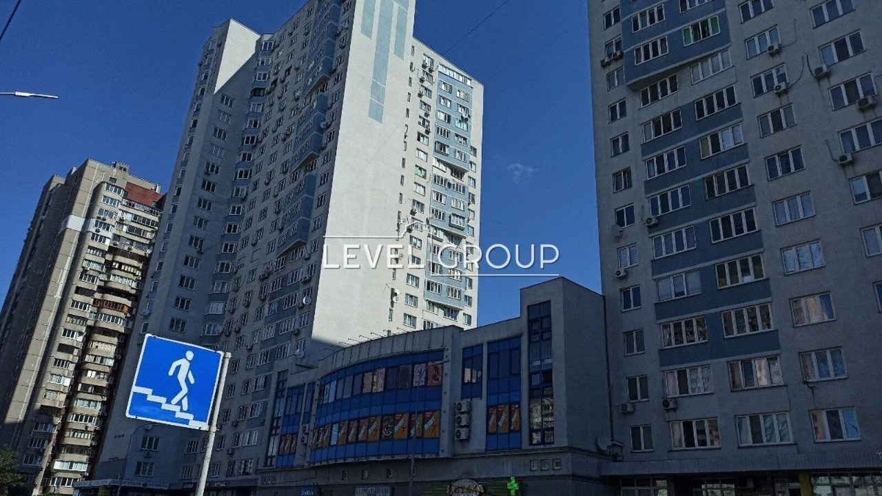 Продаж 3-кімнатної квартири проспект Червоної Калини 68.Всі