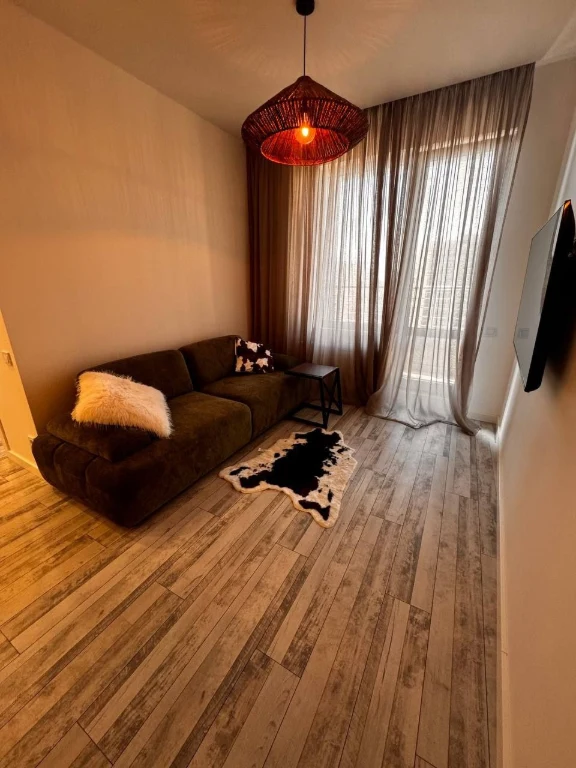 Продам большую 1 комнатную квартиру в ЖК Атмосфера, 45 м2. 1