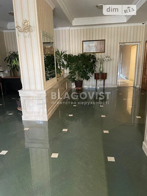 Sale of 3-room apartment 129 sq. m on Lobanovskogo Ave. 4V • ID