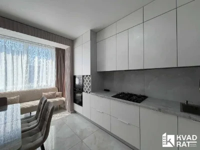 Продаж Шикарна дворівнева кватира з ремонтом та двома террас