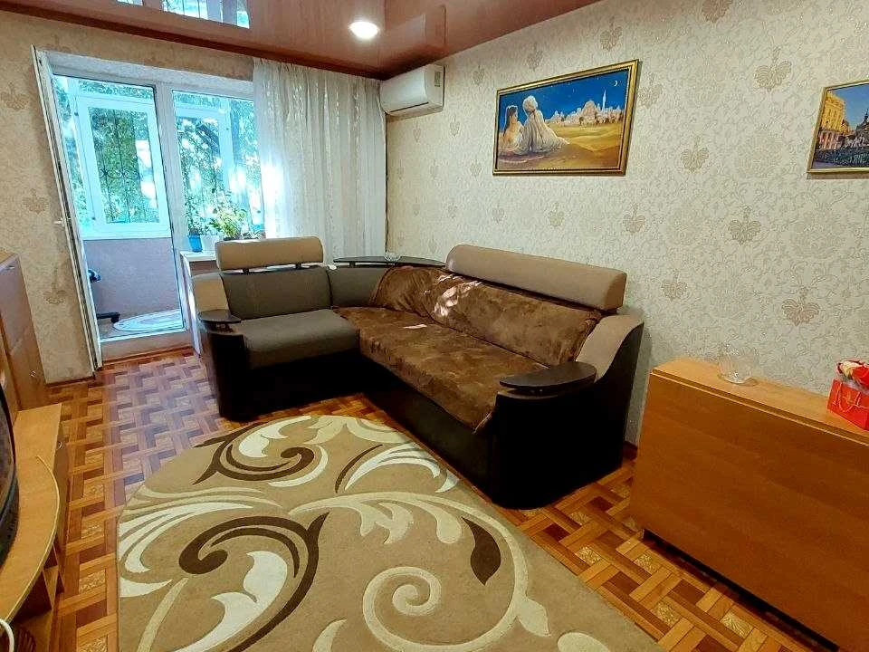 Квартира. Полтава, Василя Барки вул.