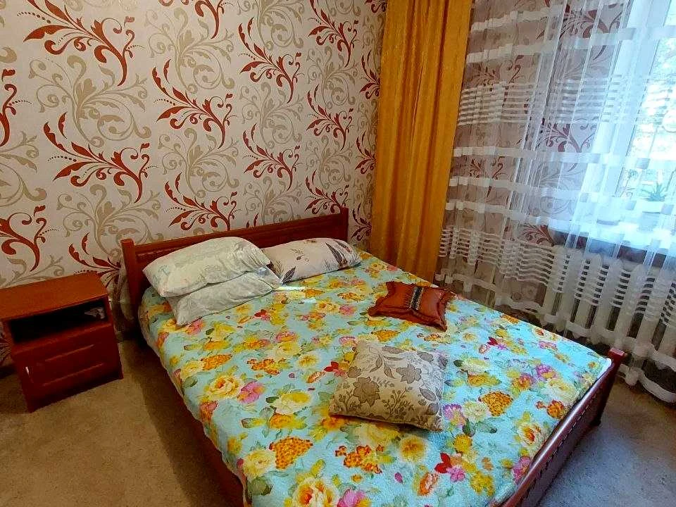 Квартира. Полтава, Василя Барки вул.
