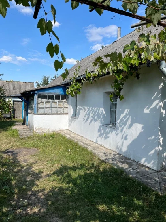 Продам маленькій будинок  зі зручностями!