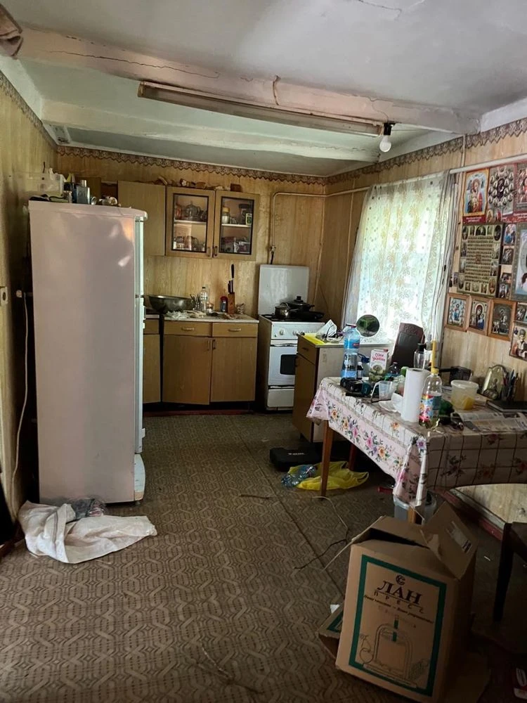 Продам маленькій будинок  зі зручностями!