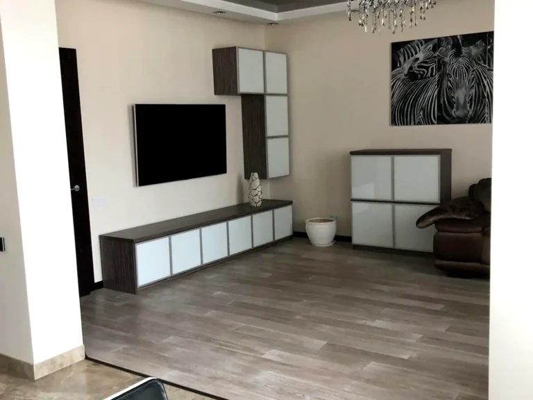 Оренда квартири 3-кімн. 97 м² 20/24 пов.
