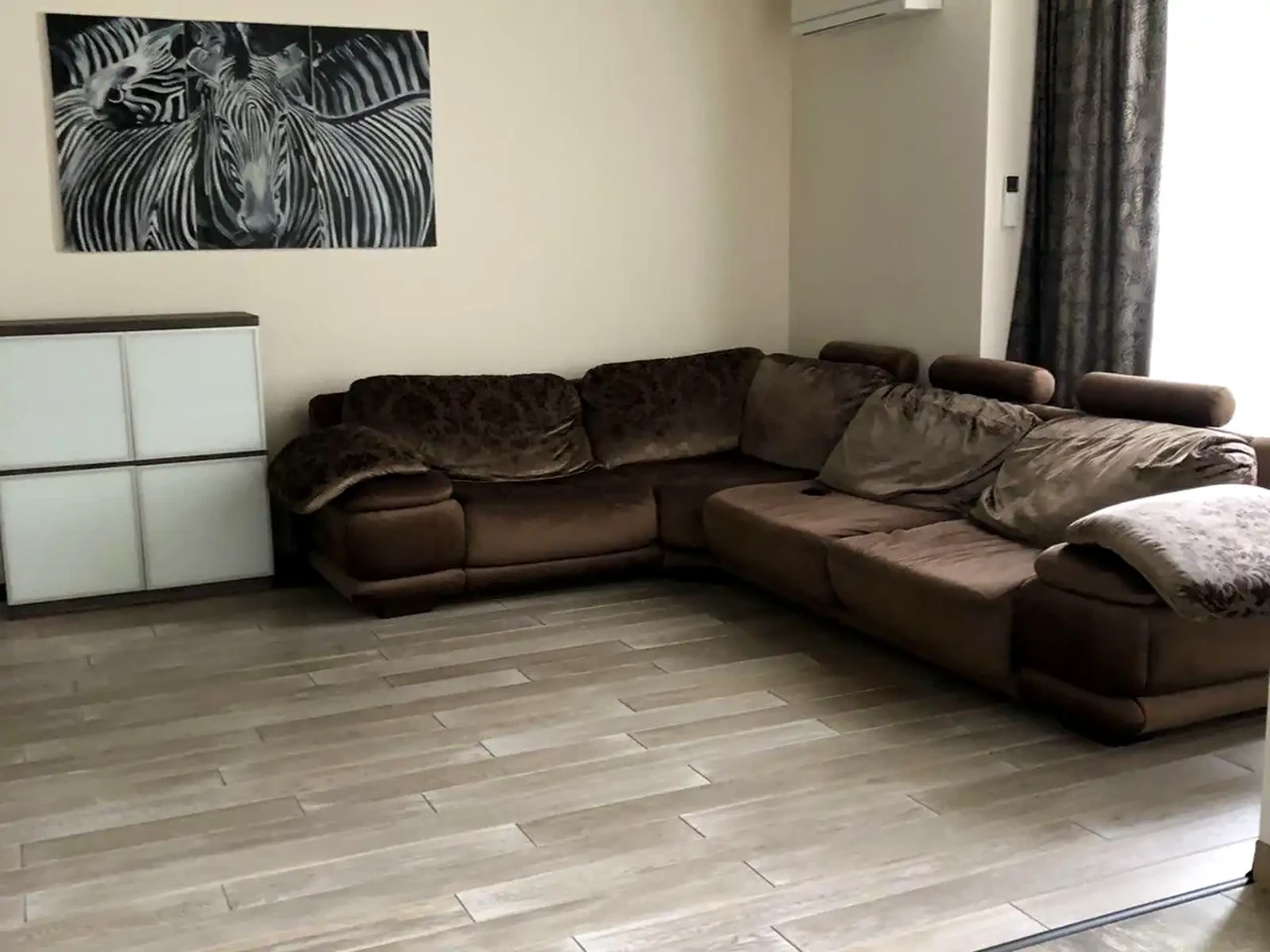 Оренда квартири 3-кімн. 97 м² 20/24 пов.