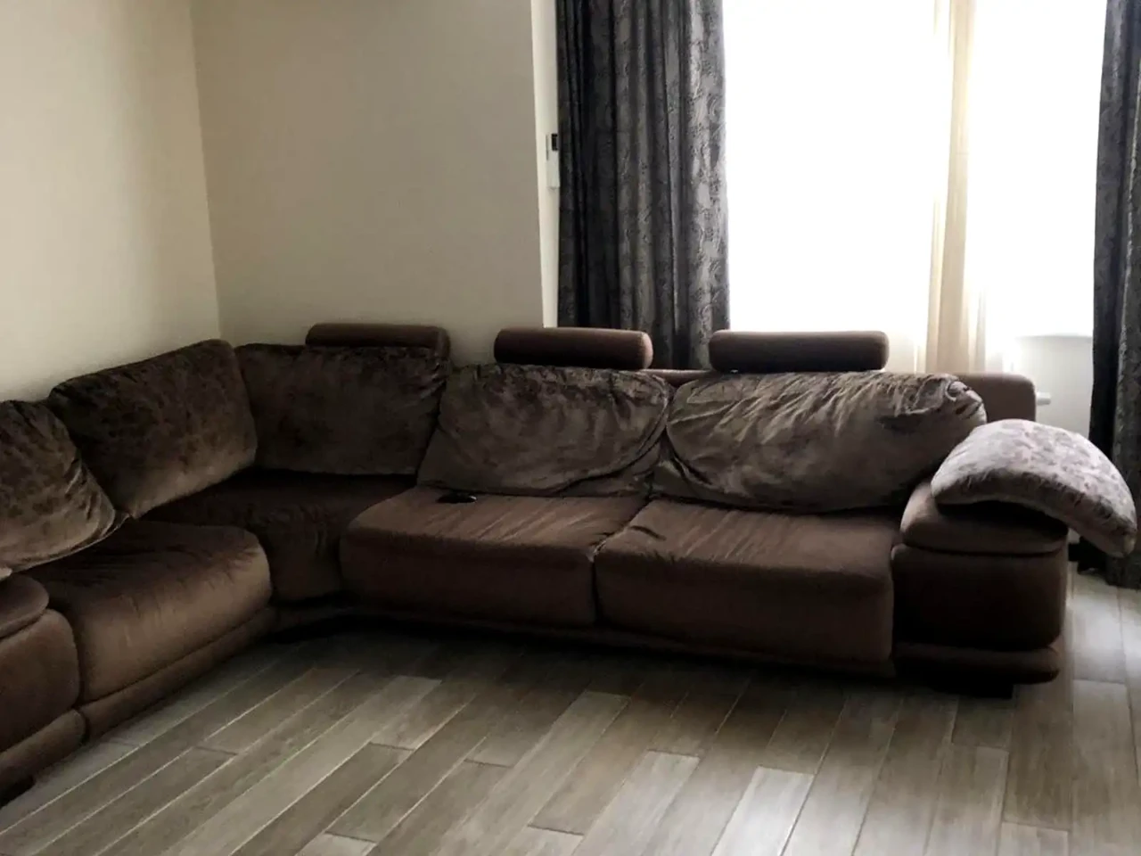 Оренда квартири 3-кімн. 97 м² 20/24 пов.