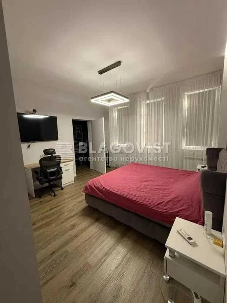 Продаж 3-кімнатної квартири, 120м2, Євроремонт, Є Генератор,
